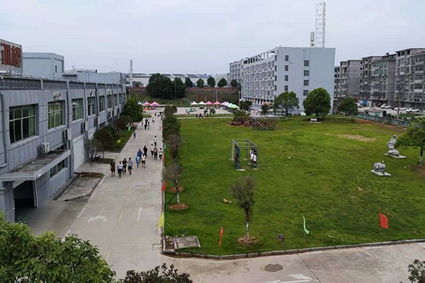宜春工业学校