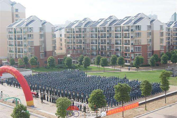 赣州市科技学校