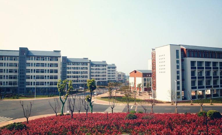 吉安应用工程学校