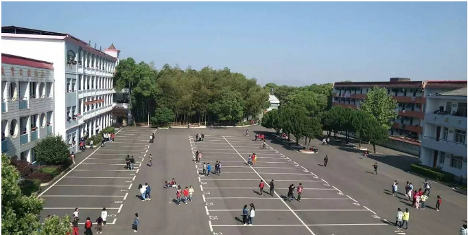 万年中等专业学校