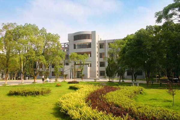 江西青年技工学校
