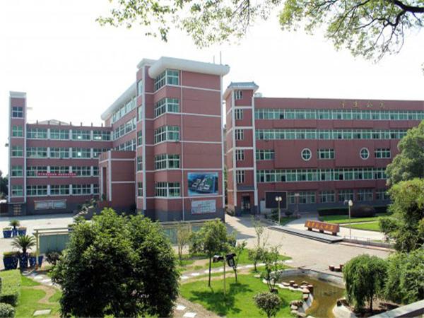 江西有色冶金技工学校